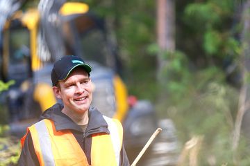 Keitele Groupin metsäpäällikkö Ilpo Pentinpuron mukaan osaamiseen on panostettava jatkuvasti koko puunhankintaketjussa. Metsätaloudessa on siirrytty monessa asiassa kaavamaisuudesta yhä enemmän tietoa ja taitoa vaativiin toimintamalleihin. (Kuvaaja: Sami Karppinen)