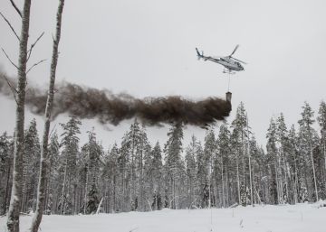 Yaran omistukseen siirtyneellä Ecolanilla on pitkä kokemus metsien tuhkalannoituksista.  (Kuvaaja: Mikko Riikilä)