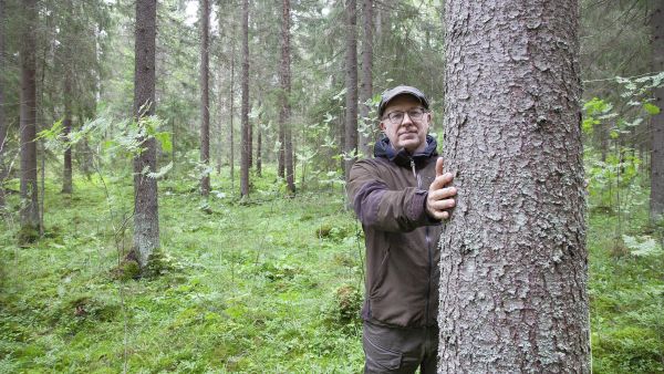 Tuomo Pispa haki ja sai korvauksia maanmittauslaitoksen tekemässä korvaus- ja lunastustoimituksessa. (Kuvaaja: Mikko Riikilä)