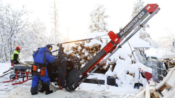 Pilkemaster-Klapikoneita valmistavalla Agromasterille on tullut tilauksia tammikuussa jo poikkeuksellsien paljon. (Kuva: Sami Karppinen)