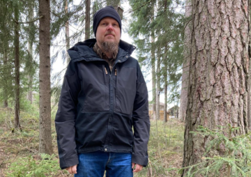 KME:n ostoista Keski- ja Etelä-Savossa vastaa metsätalousinsinööri Ari Jäntti.  Hän on työskennellyt puunostojen parissa pitkään. (Kuva: KME Oy)