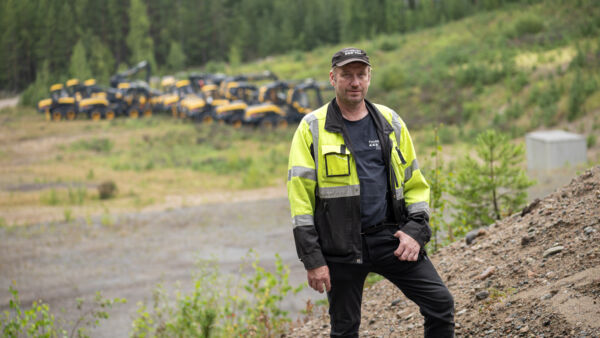 Toimitusjohtaja Tapio Hirvikoski odottaa torstaina alkaneeseen Finnmetkoon enemmän kävijöitä kuin kaksi vuotta sitten. (Kuvaaja: Henry Moilanen)